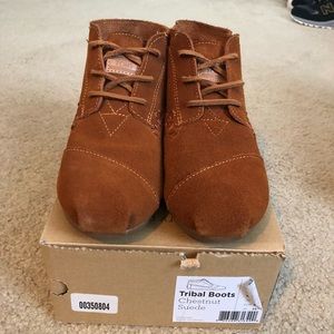 Used Toms Tribal Boot